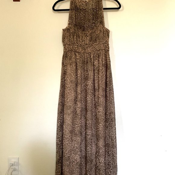 NWT Old Navy Women's Fit&Flare Shirred Crinkled Maxi Dress in Animal Print XS - Picture 3 of 5